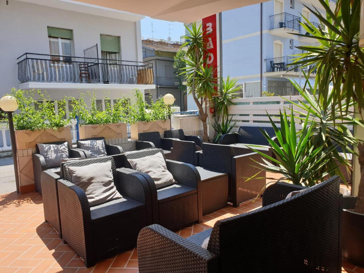 Hotel Baden Baden Rimini Zewnętrze zdjęcie