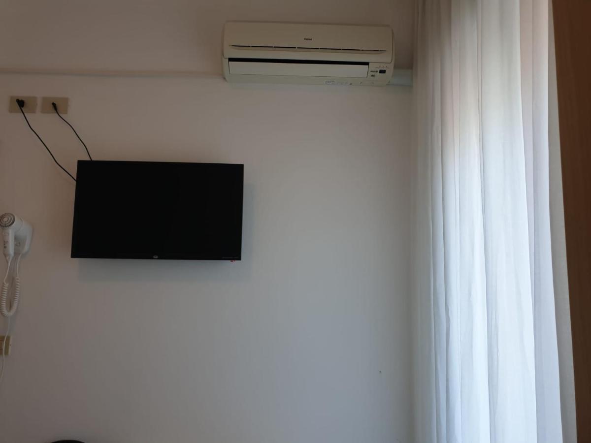Hotel Baden Baden Rimini Zewnętrze zdjęcie